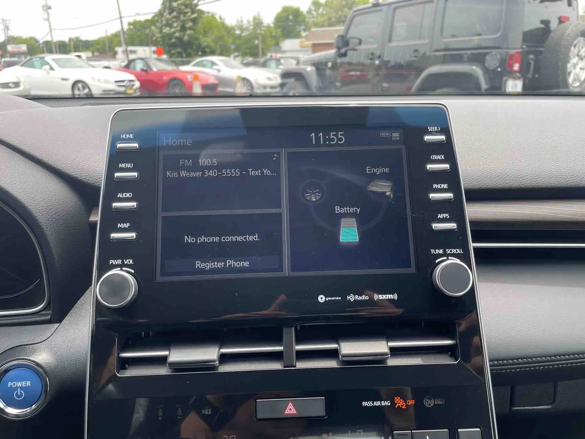 Used 2019 Toyota Avalon XLE image 36