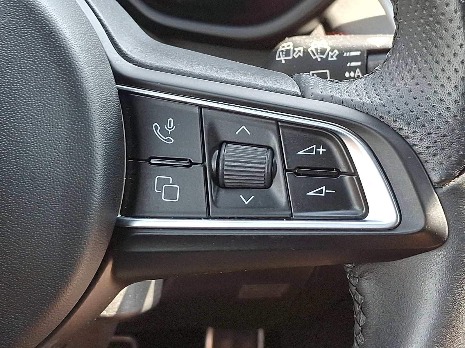 Used 2024 Dodge Hornet R/T Plus w/ Track Pack image 22