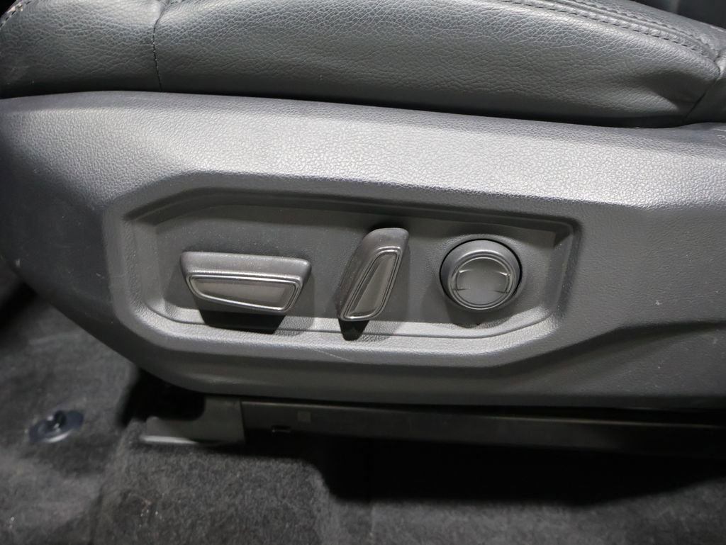 Used 2024 Toyota Sequoia SR5 w/ SR5 Premium Package AWD/4WD image 12