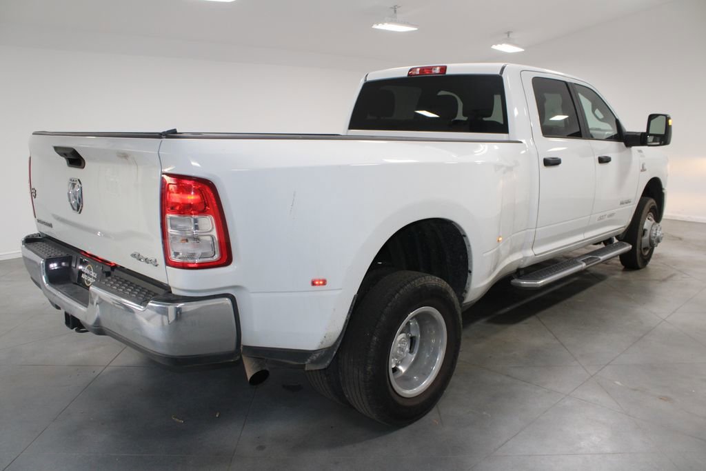 Used 2024 RAM 3500 Big Horn image 9