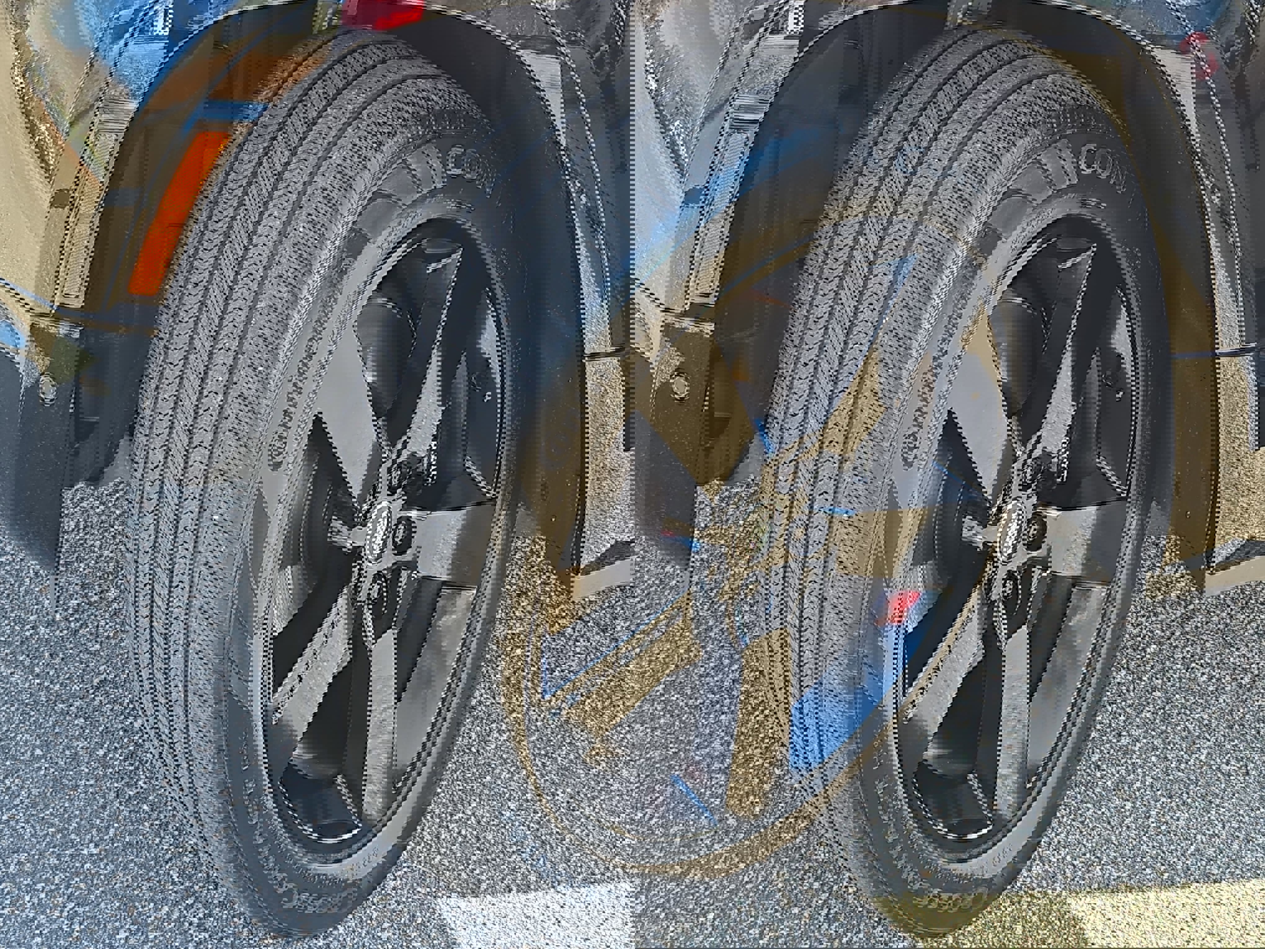 Certified 2024 Land Rover Defender 110 V8 image 32