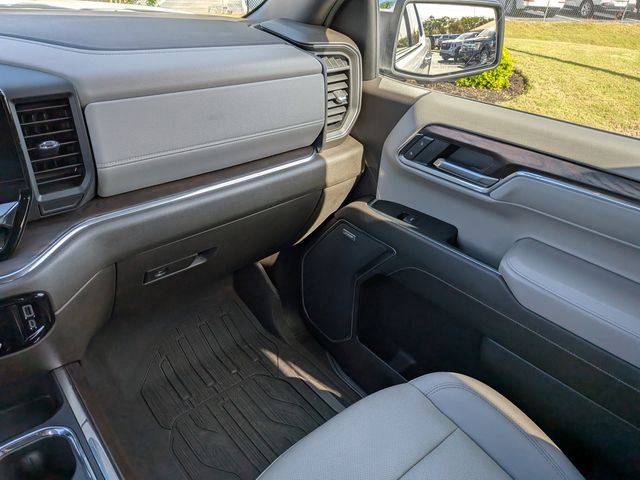 Used 2024 GMC Sierra 1500 SLT w/ SLT Premium Plus Package AWD/4WD image 17