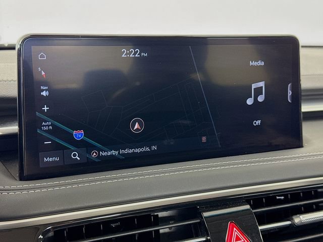 Used 2025 Genesis G70 2.5T image 15