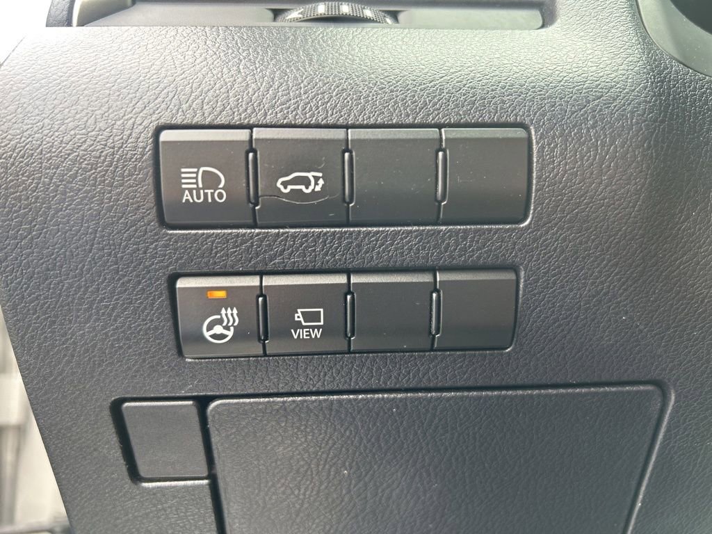 Used 2021 Lexus RX 350L FWD w/ Premium Package image 23