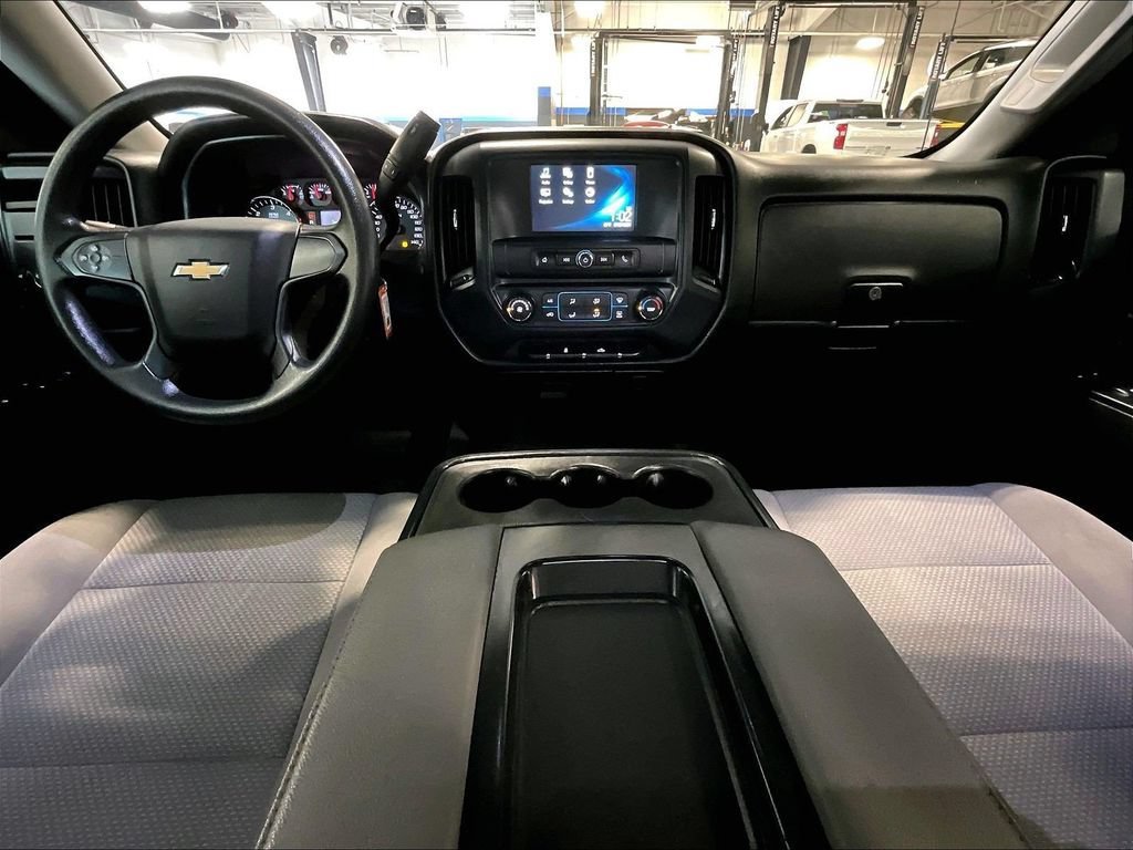 Used 2017 Chevrolet Silverado 1500 Custom w/ Custom Convenience Package AWD/4WD image 21