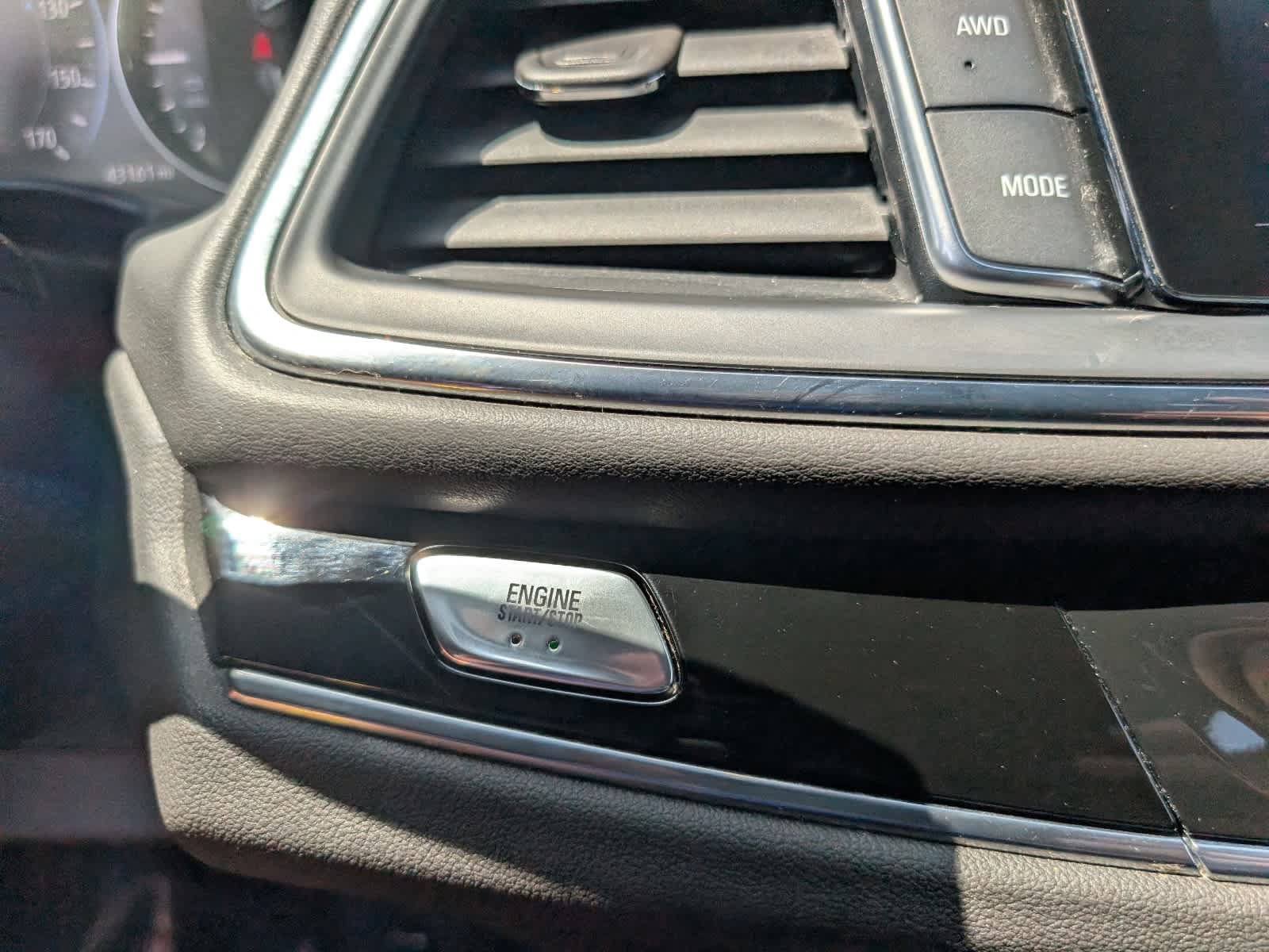 Certified 2022 Buick Enclave Avenir w/ Avenir Technology Package AWD/4WD image 30
