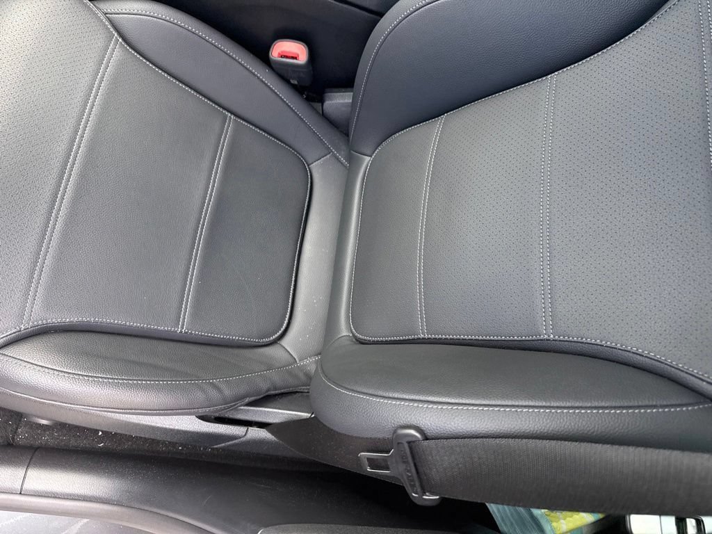 Used 2024 Mercedes-Benz C 300 Sedan image 8