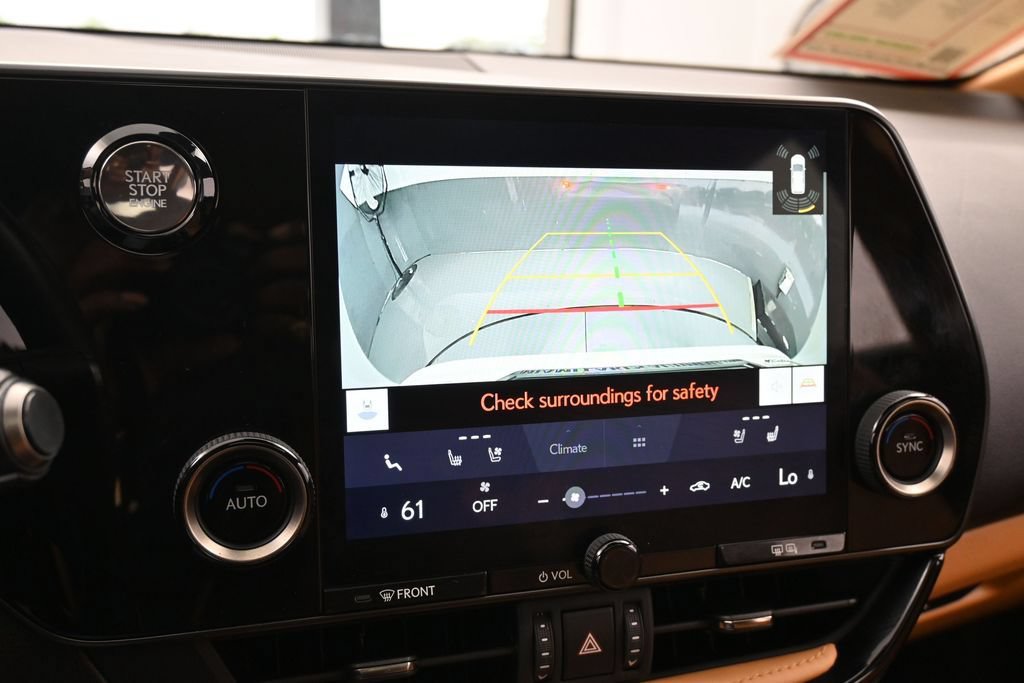 Used 2025 Lexus NX 250 FWD w/ Towing Package (2000 Lbs) image 18