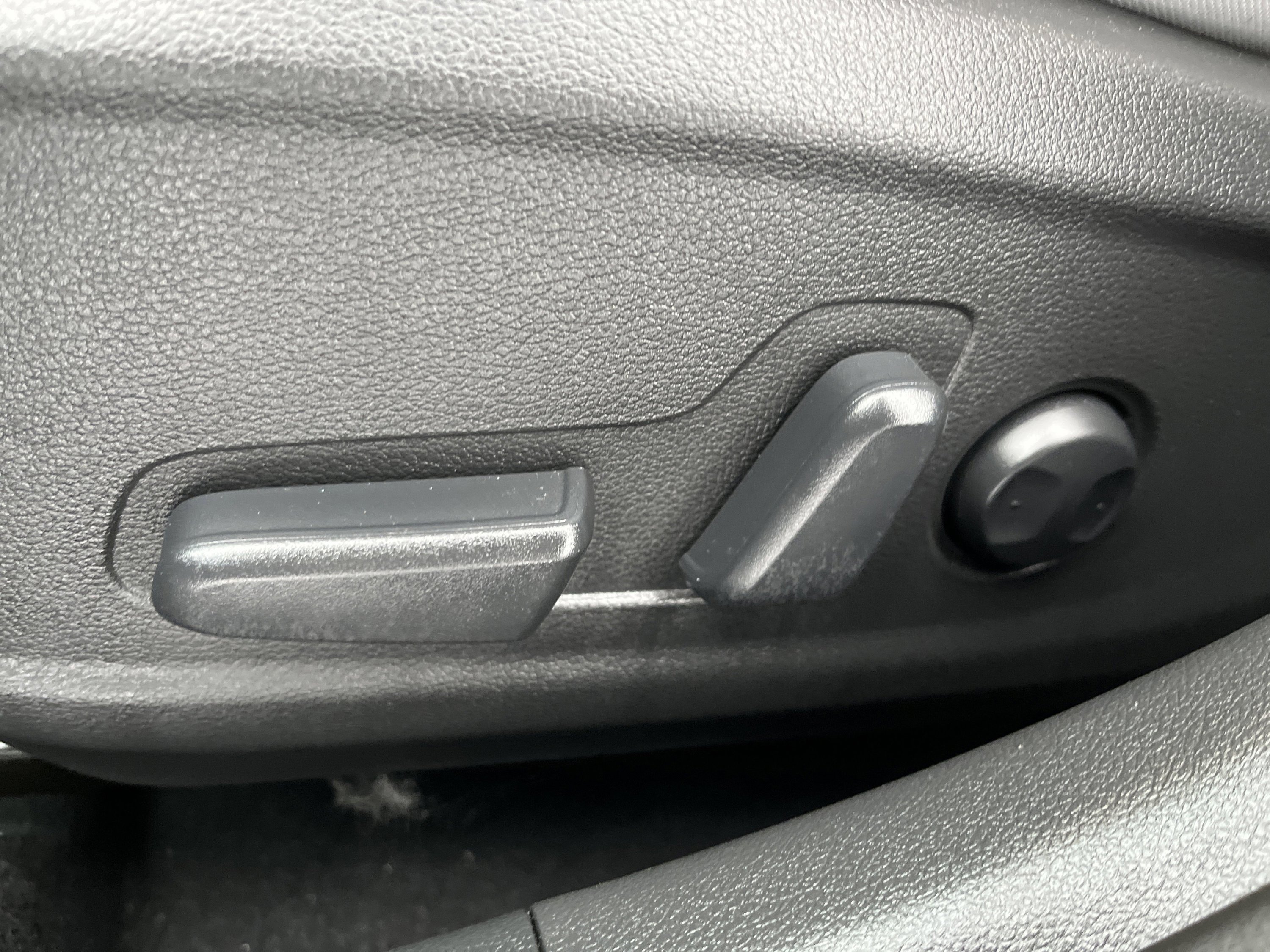 Used 2023 Hyundai Kona SEL w/ Convenience Package image 15