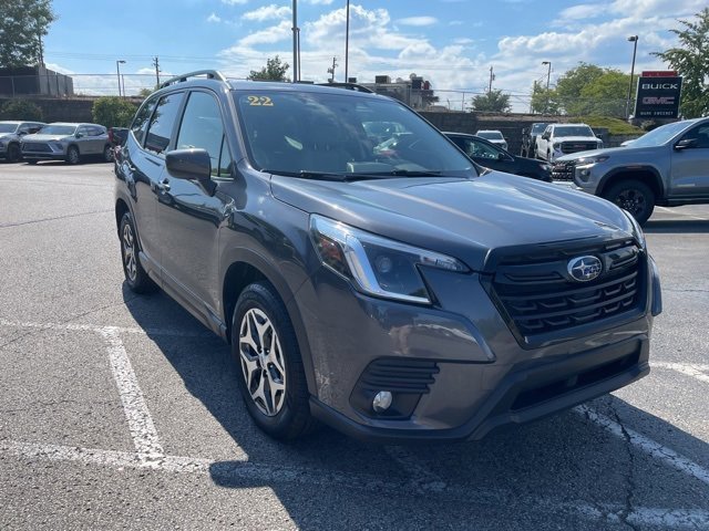 Used 2022 Subaru Forester Premium image 4