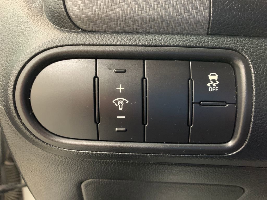 Used 2017 Kia Forte EX image 12