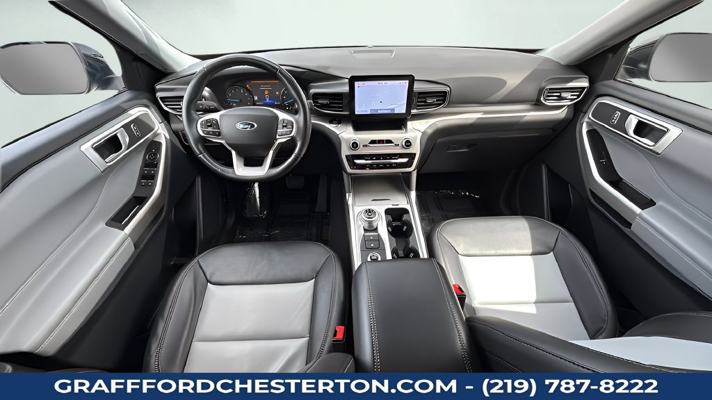 Used 2023 Ford Explorer XLT w/ Equipment Group 202A AWD/4WD image 14