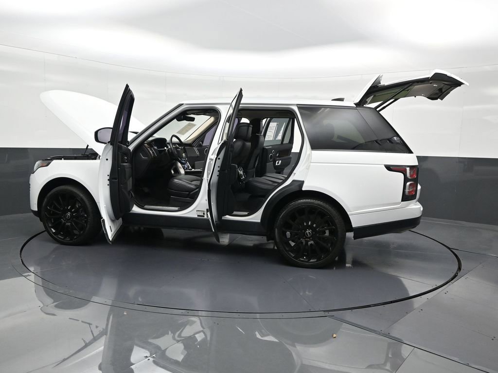 Used 2020 Land Rover Range Rover HSE image 35