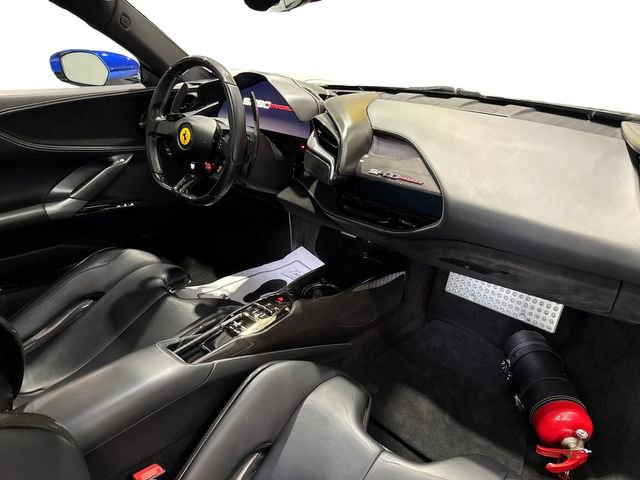 Used 2022 Ferrari SF90 Stradale AWD/4WD image 13