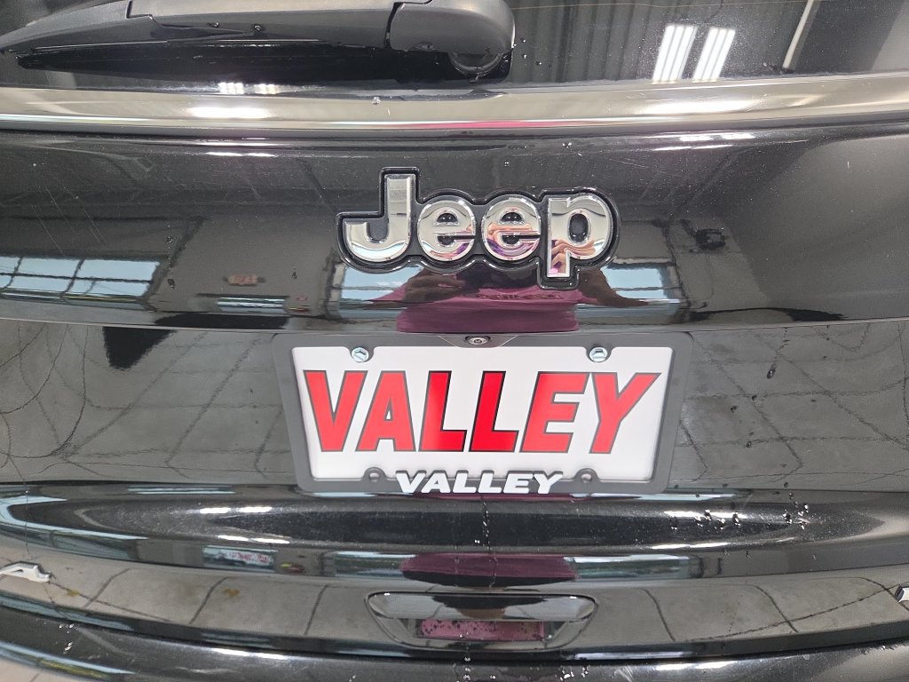 Used 2024 Jeep Compass Limited AWD/4WD image 14