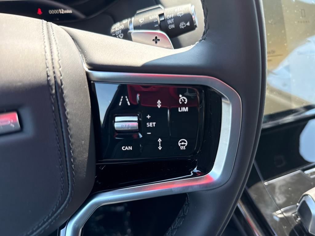 New 2025 Land Rover Range Rover Sport SE image 21