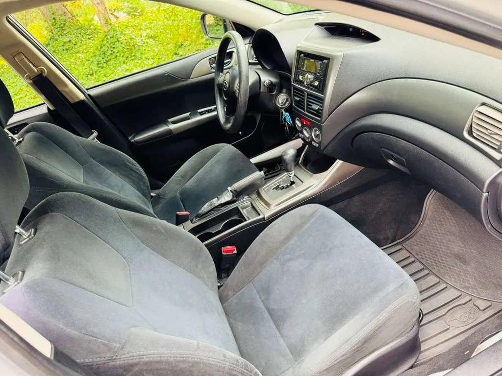 Used 2011 Subaru Impreza 2.5i image 11