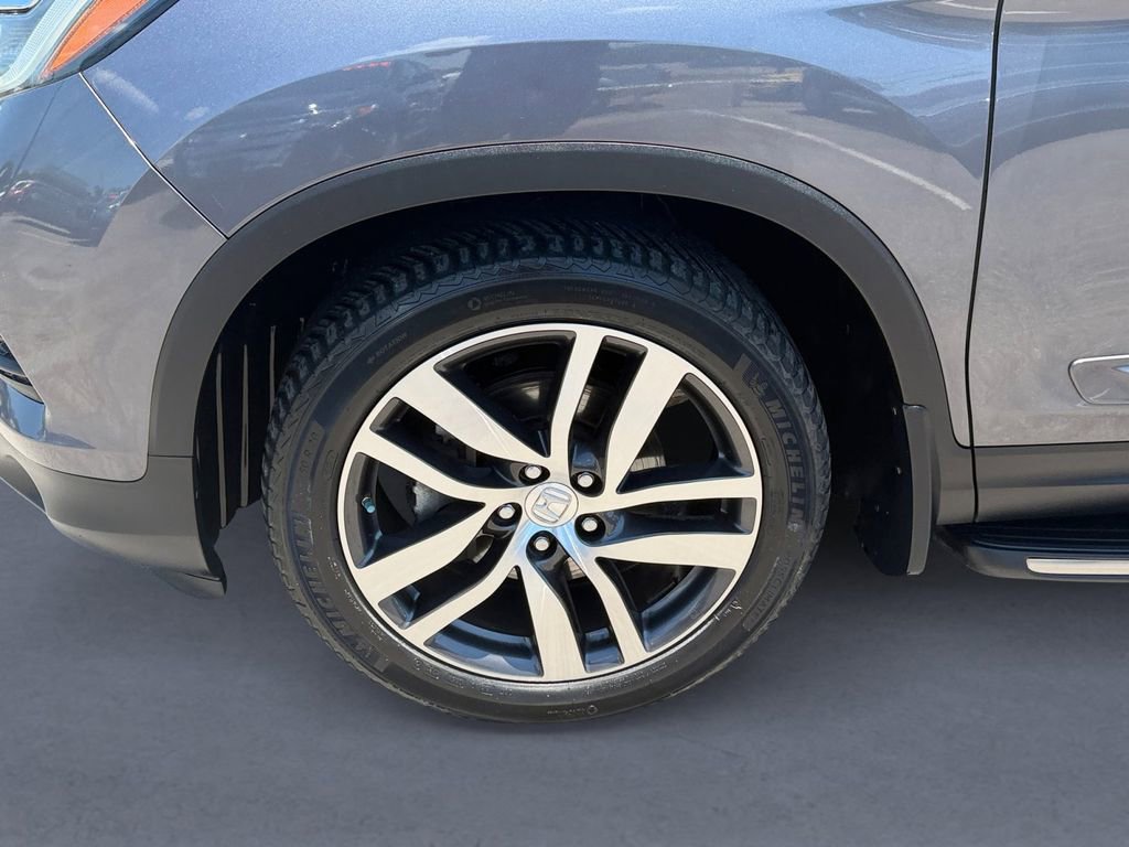 Used 2016 Honda Pilot Touring image 9
