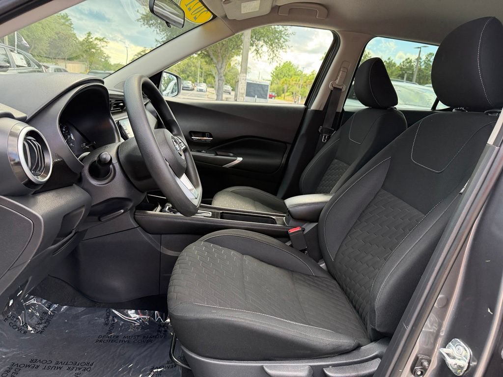 Used 2021 Nissan Kicks SV FWD image 15