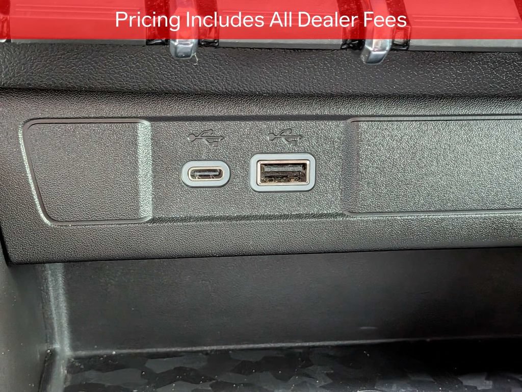 Used 2024 Chevrolet Colorado LT w/ LT Convenience Package II RWD image 23