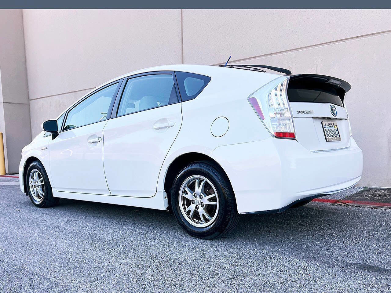 Used 2010 Toyota Prius Five image 23