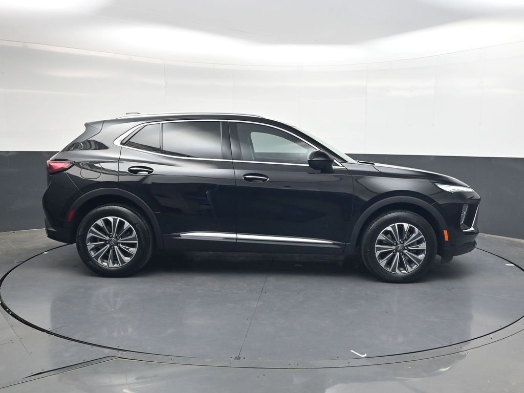Used 2025 Buick Envision Preferred AWD/4WD image 3