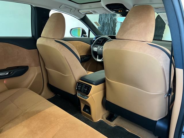 Used 2024 Lexus RZ 450e Premium AWD/4WD image 53