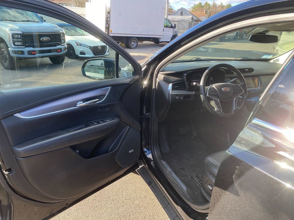 Used 2019 Cadillac XT5 Luxury image 10