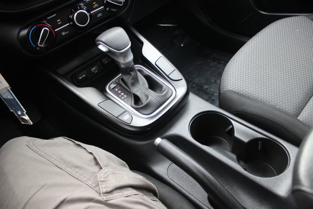 Used 2021 Kia Soul LX image 9