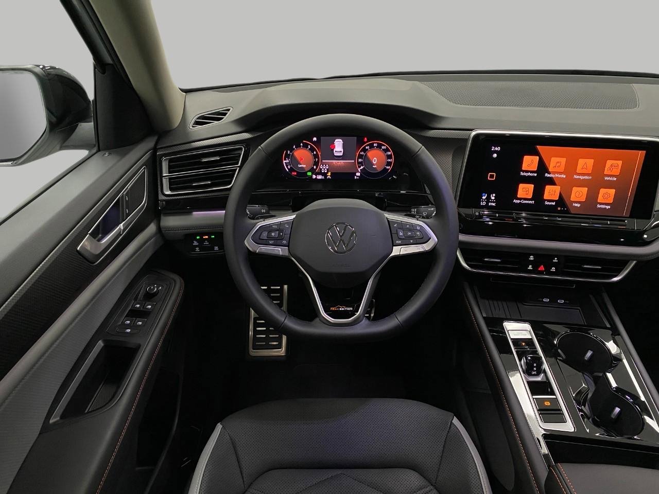 New 2026 Volkswagen Atlas Peak Edition image 14