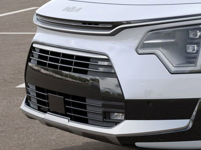 New 2025 Kia Niro SX Touring image 13