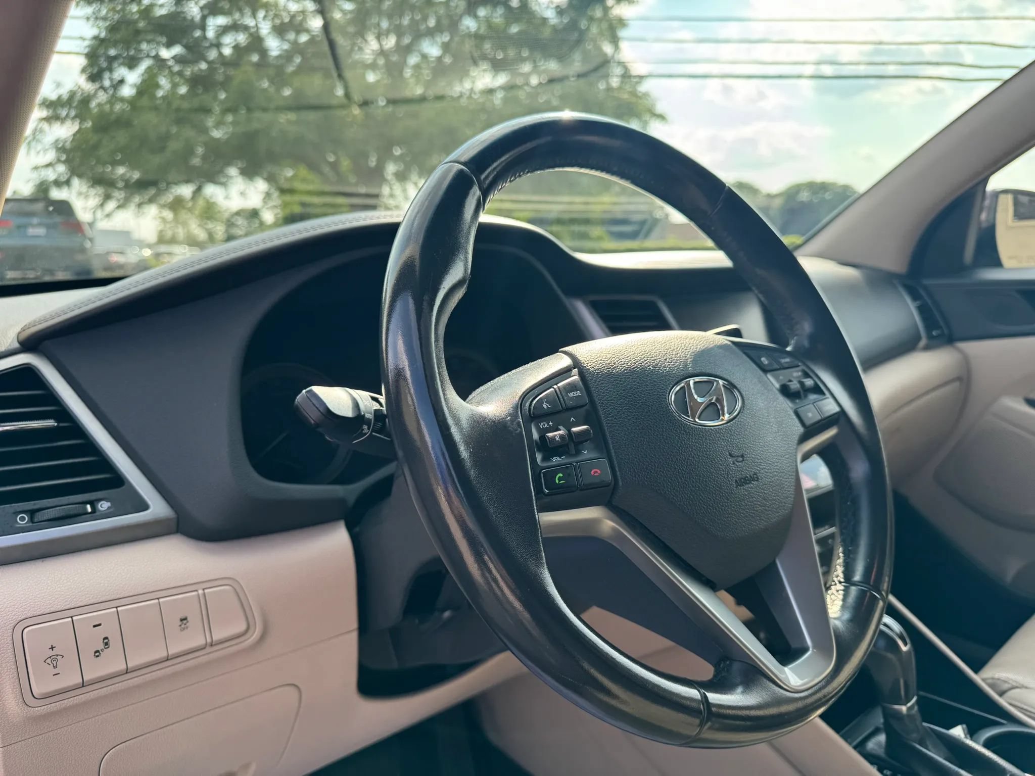 Used 2017 Hyundai Tucson SE Plus AWD/4WD image 21