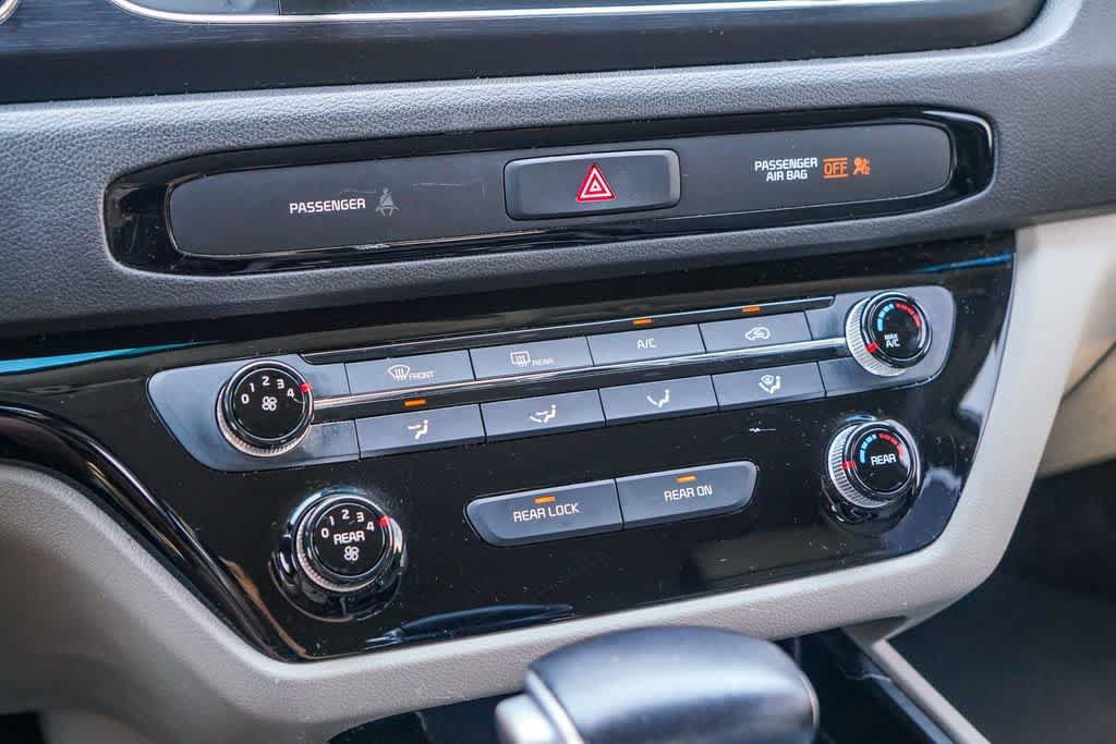 Used 2020 Kia Sedona EX FWD image 21