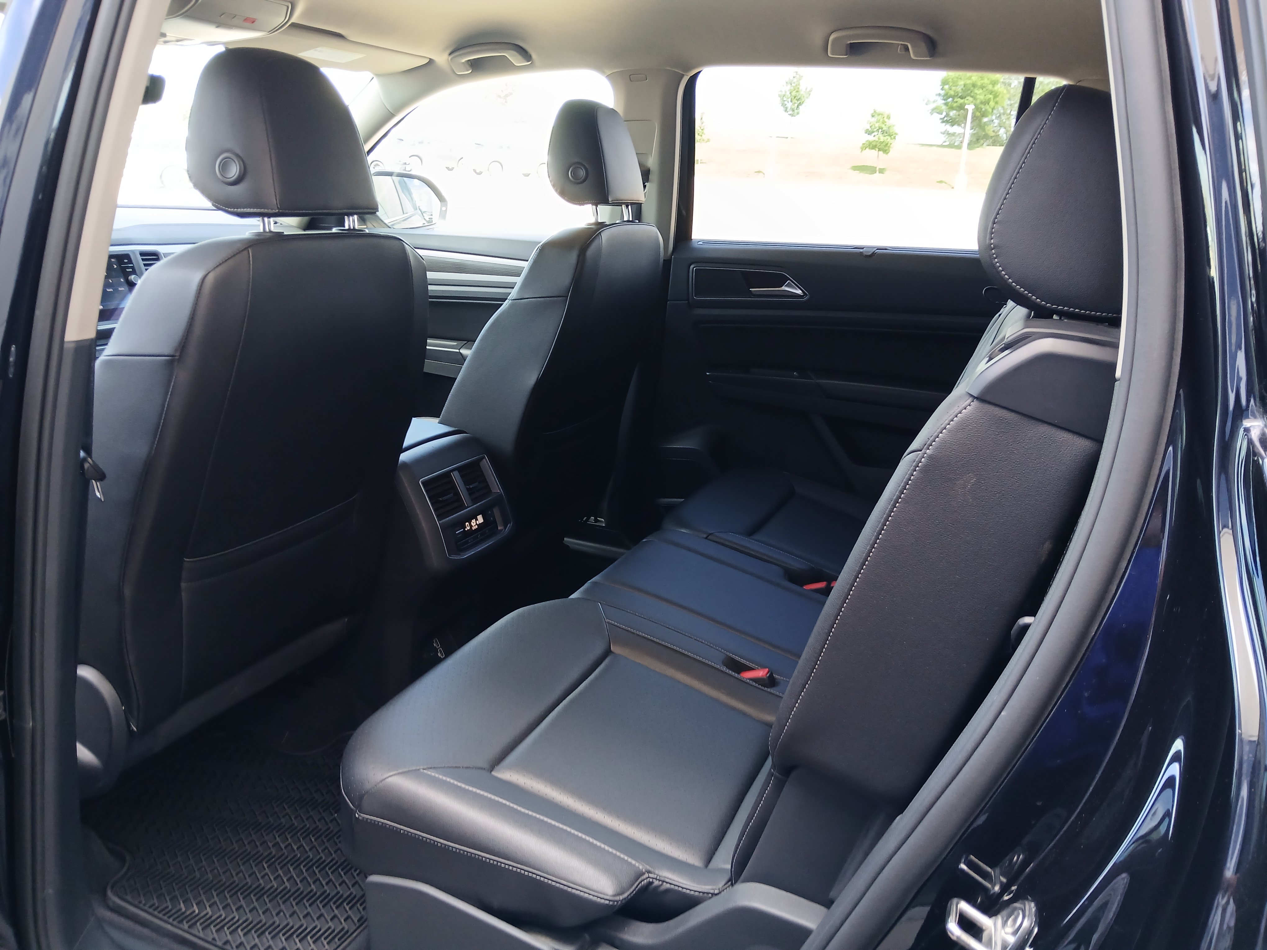 Used 2018 Volkswagen Atlas SE AWD/4WD image 9