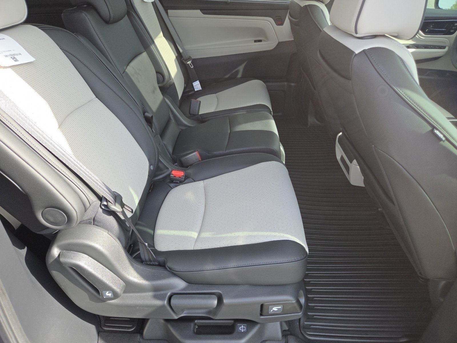 New 2026 Honda Odyssey Elite image 24