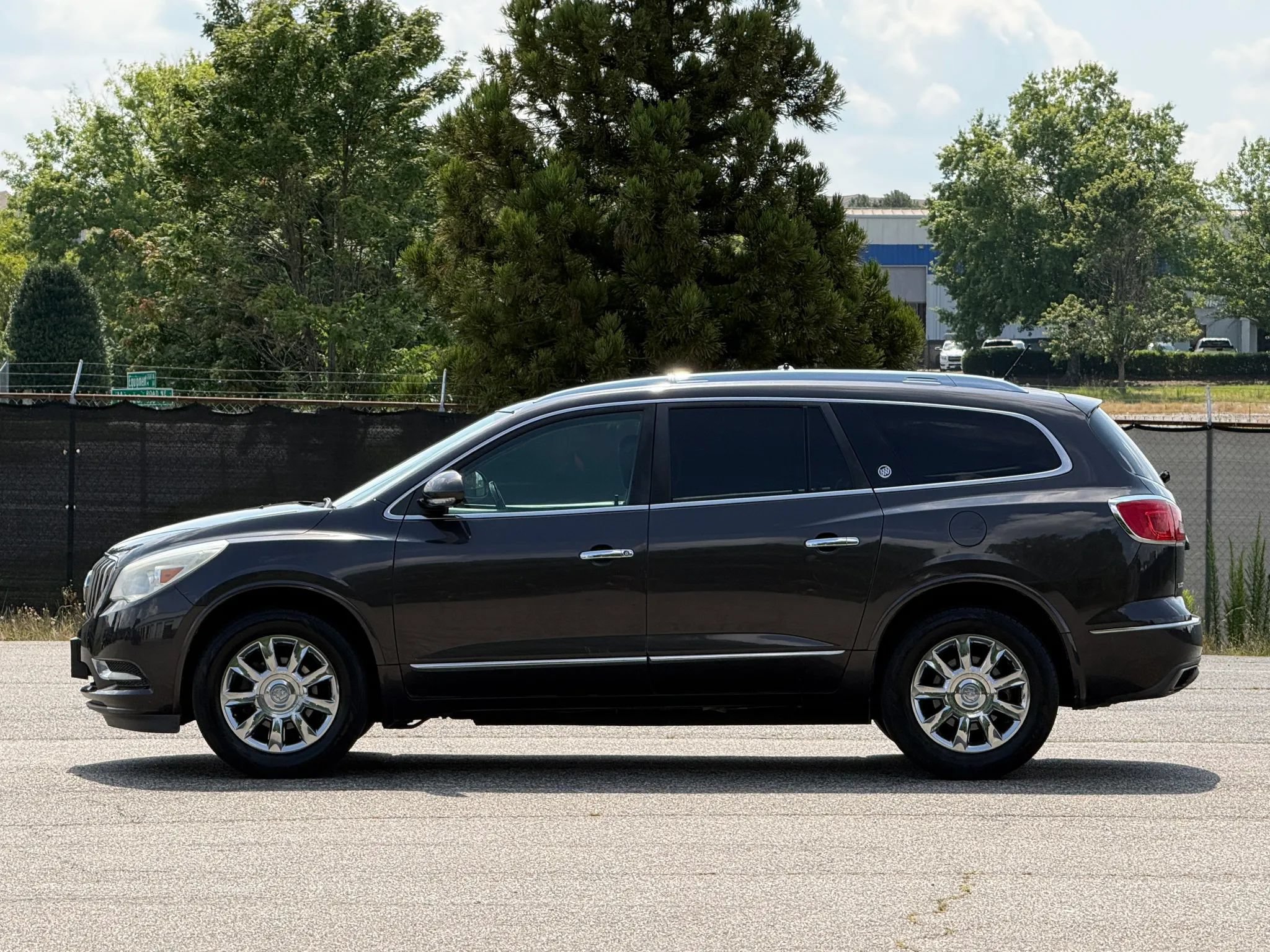 Used 2014 Buick Enclave Premium FWD image 8