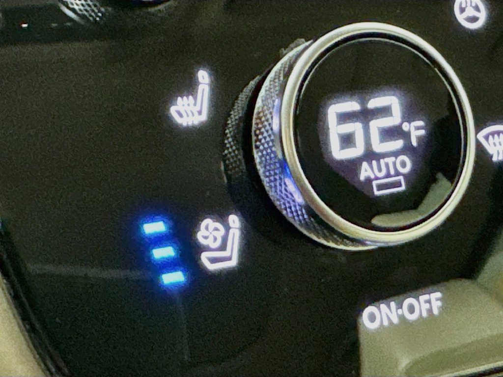 Certified 2024 INFINITI QX60 Luxe w/ Performance Audio Package FWD image 27