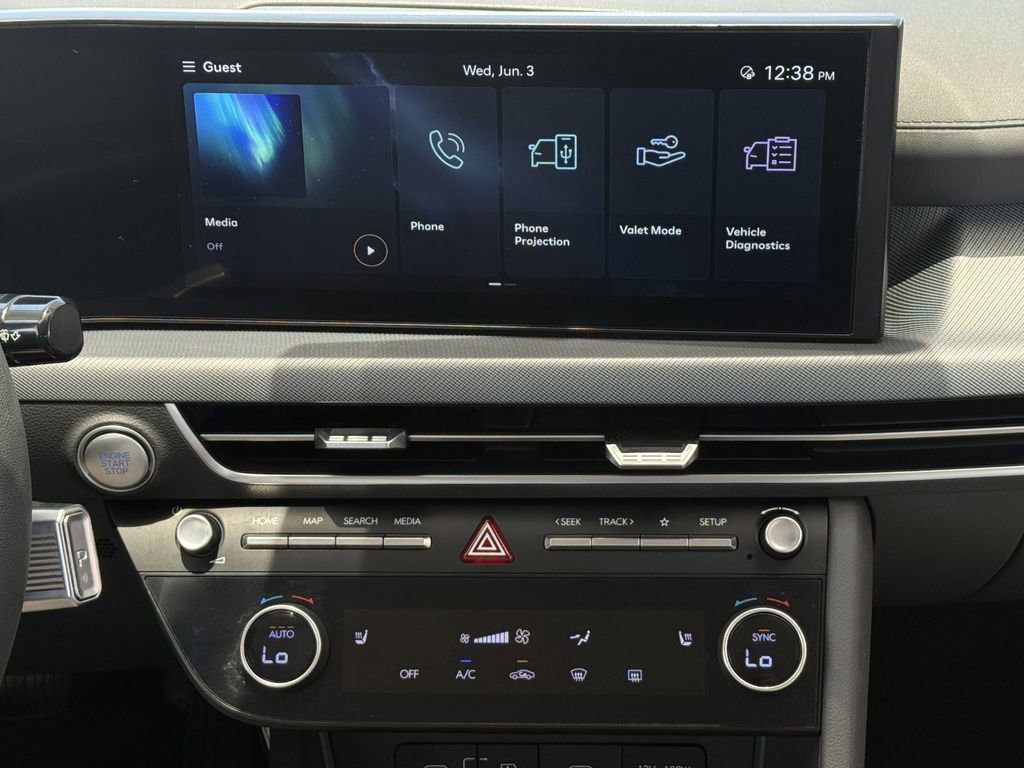Used 2025 Hyundai Sonata SEL FWD image 16