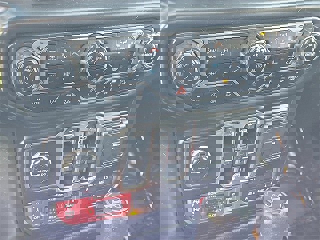 Used 2019 Jeep Wrangler Unlimited Rubicon image 18