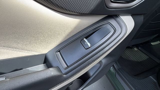 Used 2022 Subaru Forester Limited w/ Popular Package #2 image 15