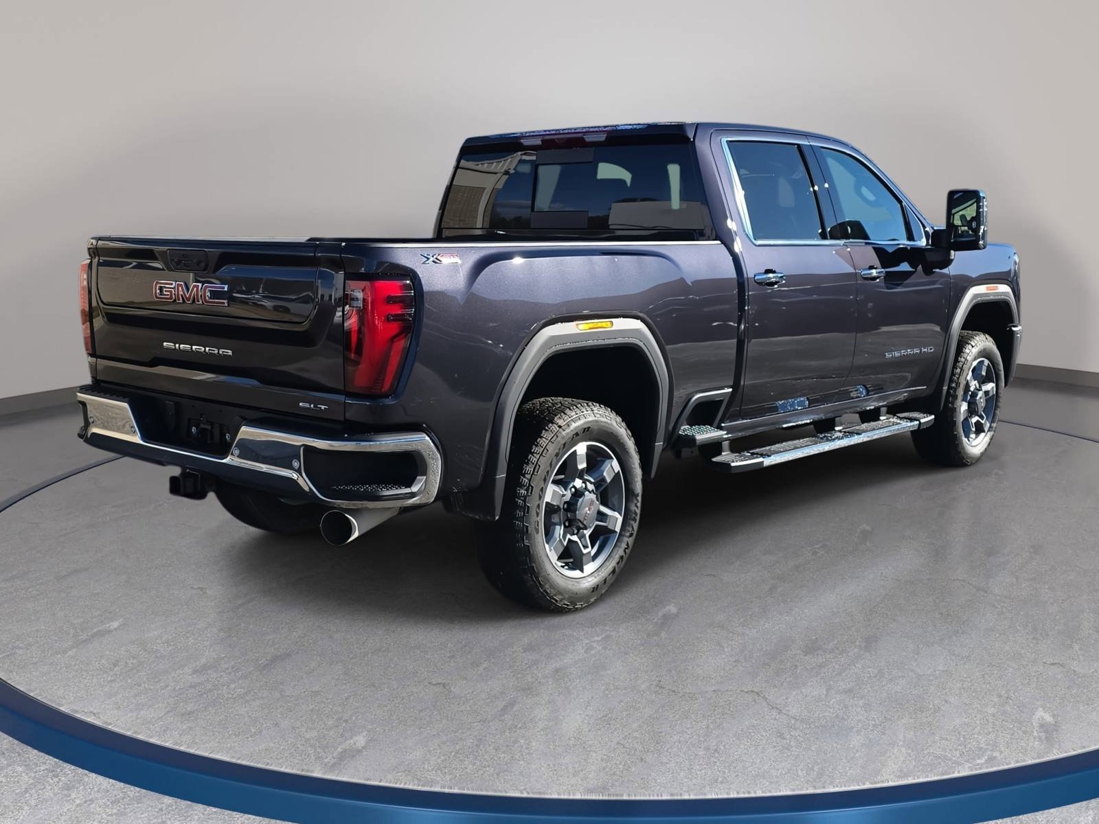 New 2026 GMC Sierra 3500 SLT w/ SLT Convenience Package image 5