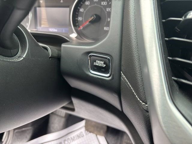 Used 2023 GMC Acadia SLE image 20