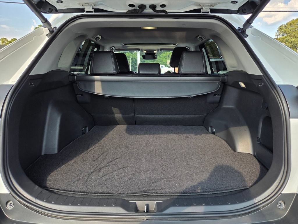 Used 2025 Toyota RAV4 XLE Premium FWD image 13