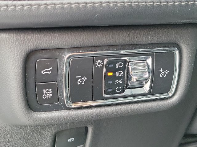 Certified 2023 Lincoln Nautilus Reserve AWD/4WD image 11