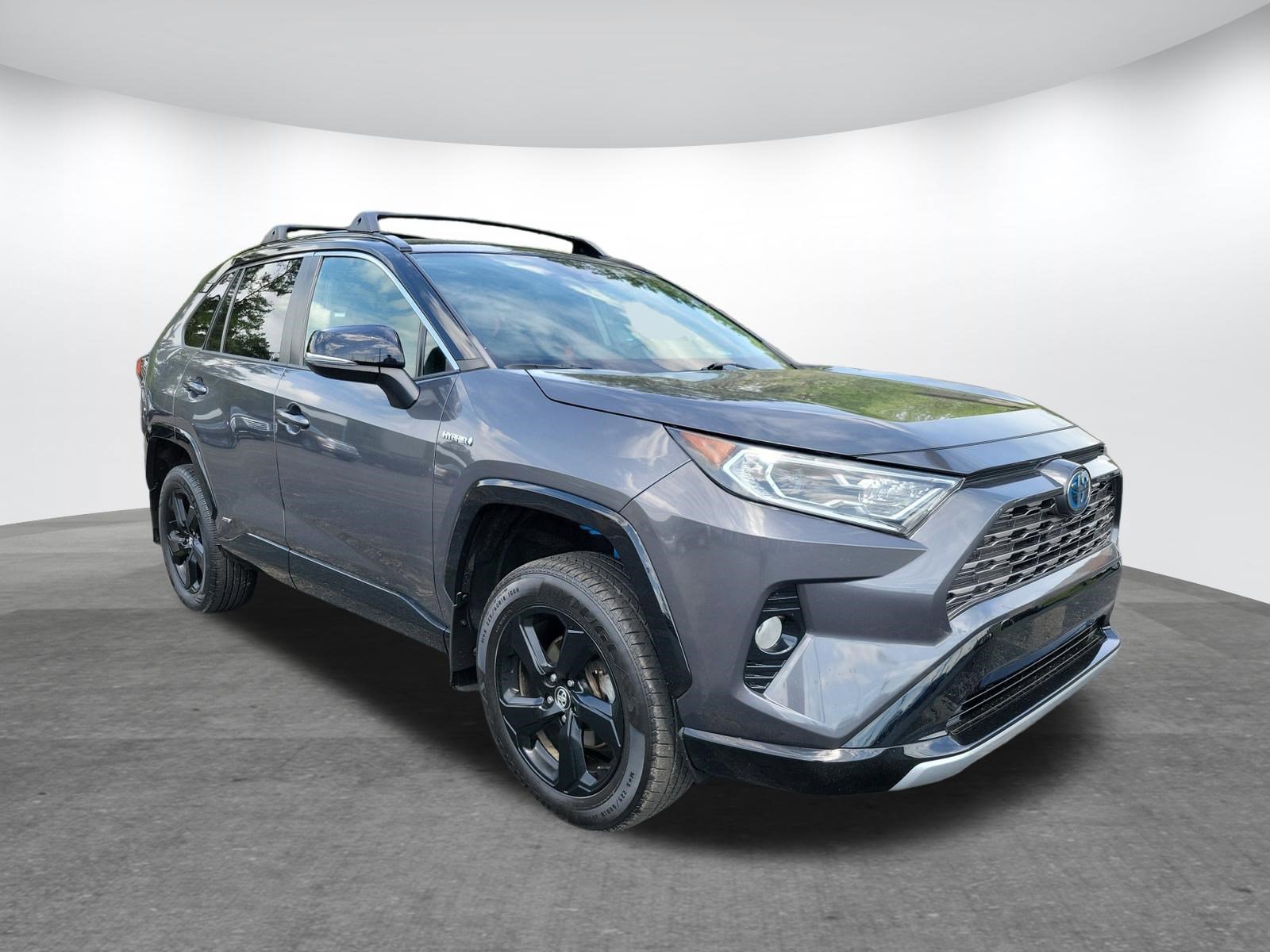 Used 2021 Toyota RAV4 XSE image 21