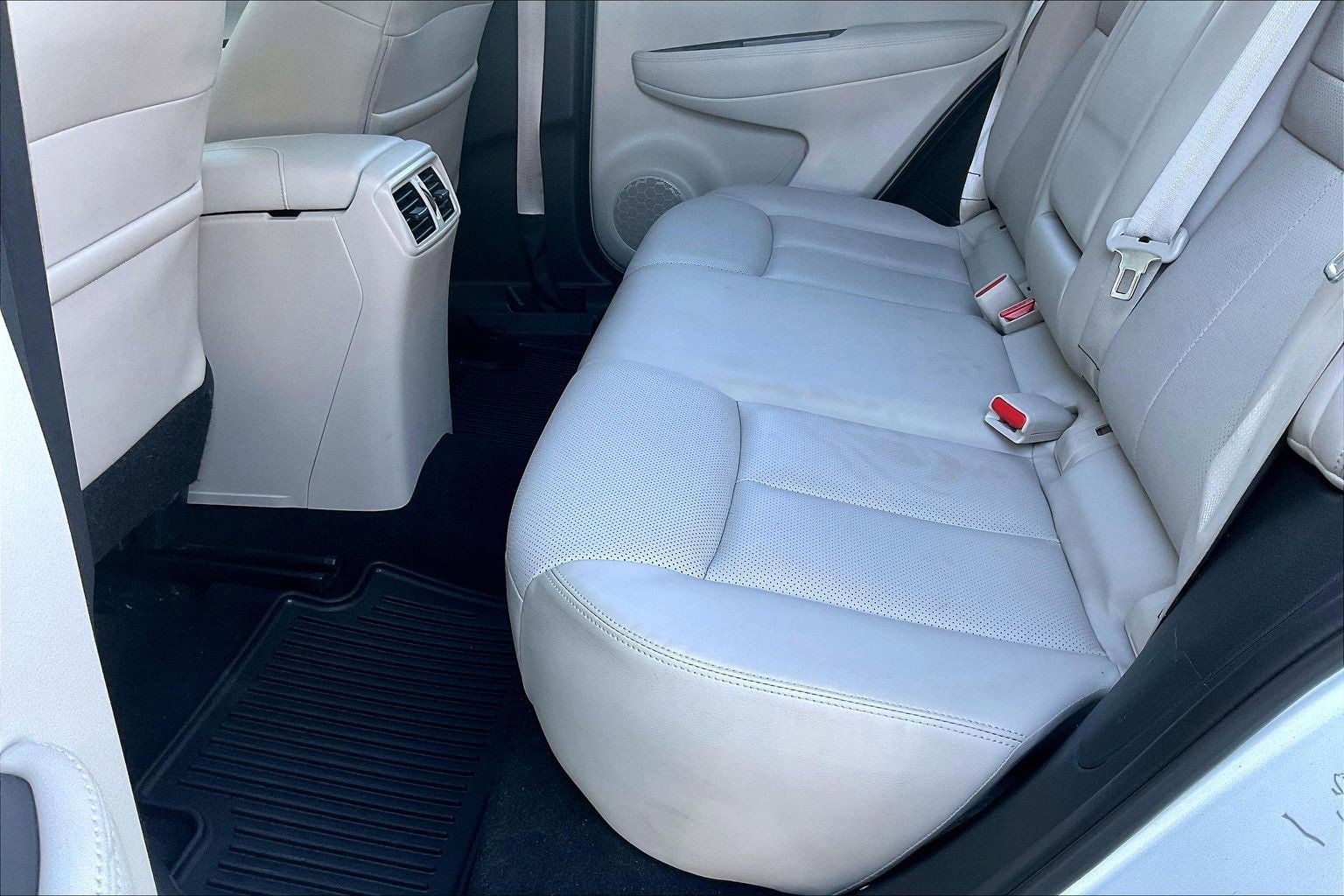 Used 2022 Nissan Rogue Sport SL image 16