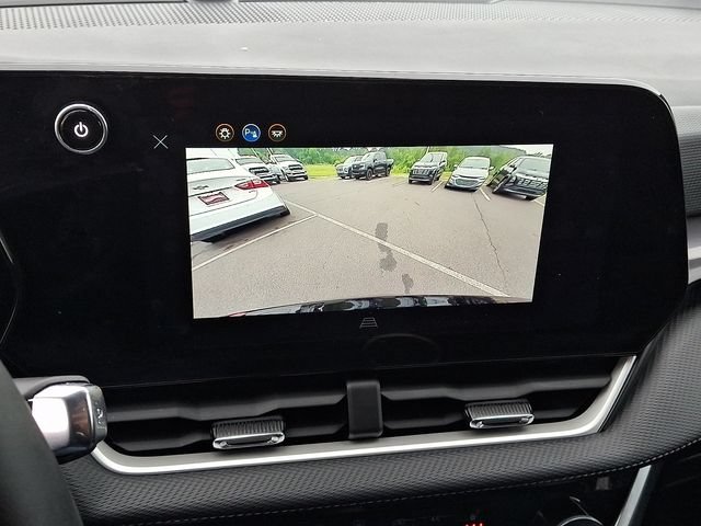 Used 2026 Chevrolet Equinox LT FWD image 18
