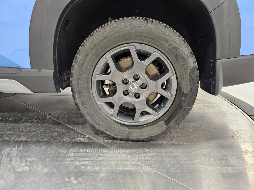 Certified 2023 Honda Pilot TrailSport image 11