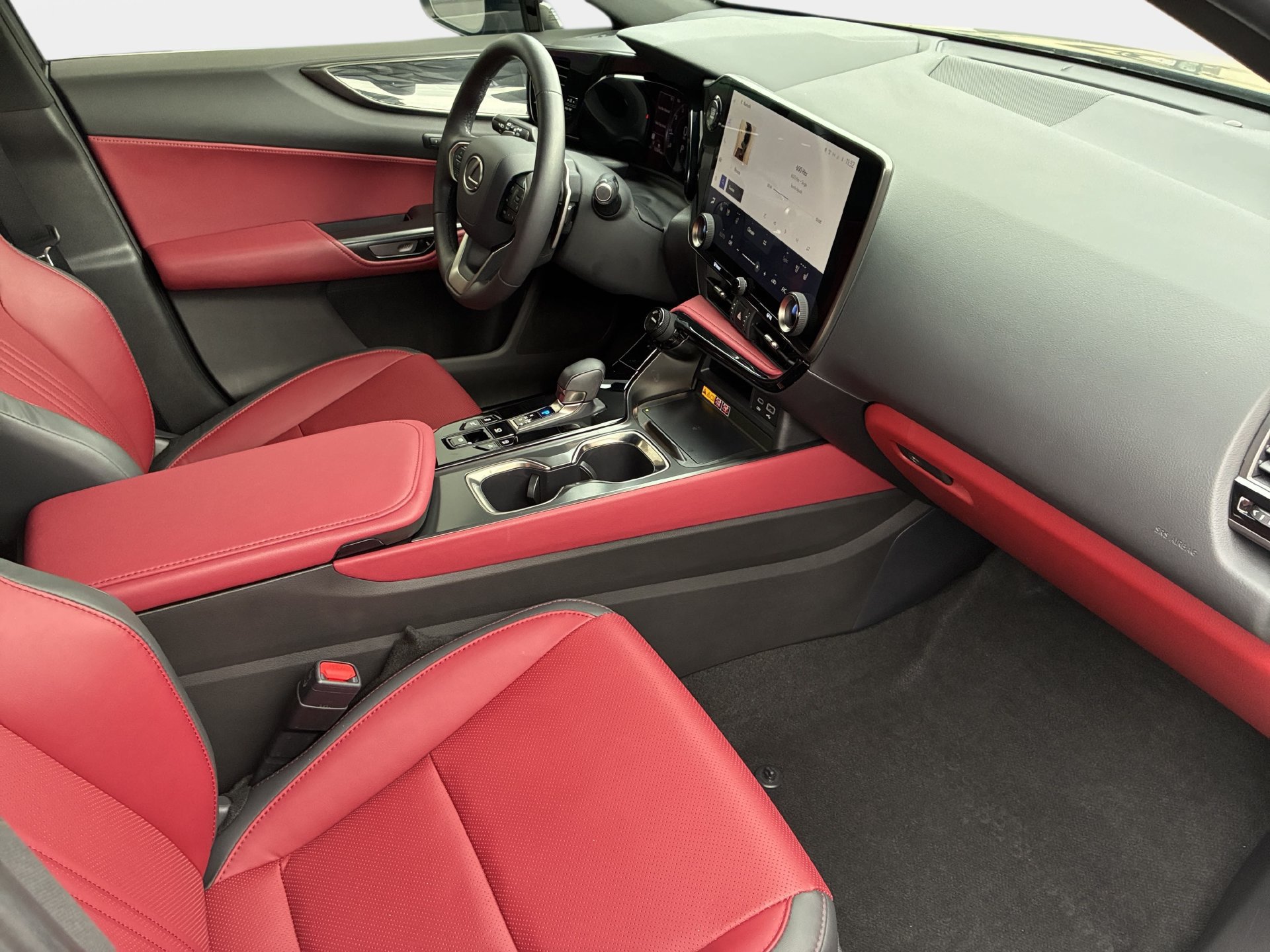 Used 2025 Lexus NX 350 AWD w/ Accessory Package (2T) image 10