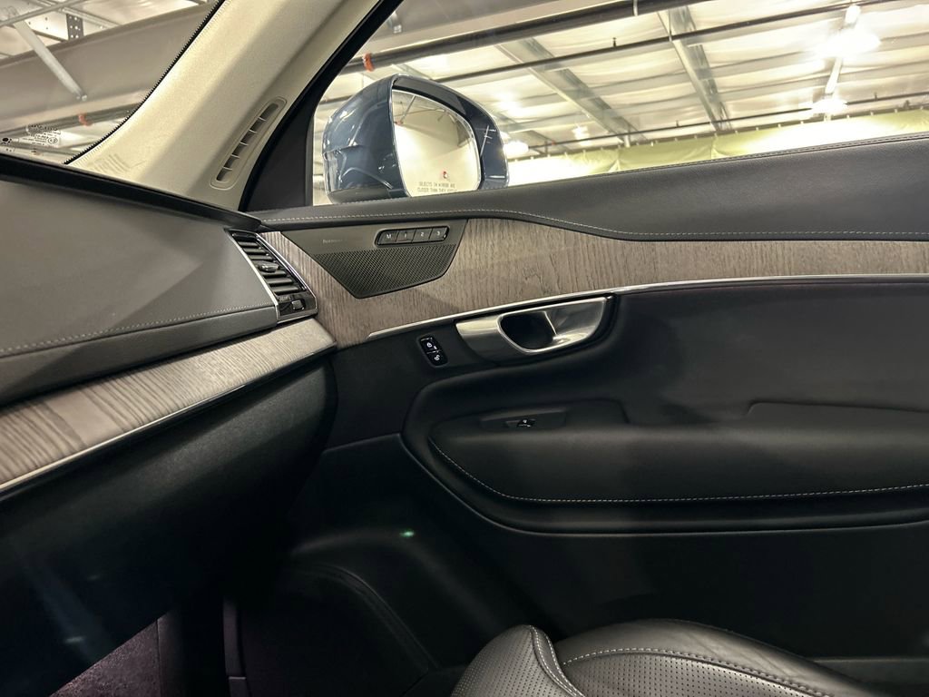 Certified 2023 Volvo XC90 B6 Ultimate w/ Protection Package Premier image 20